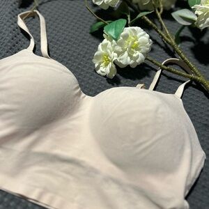 Victoria's Secret Soft Cream Bra